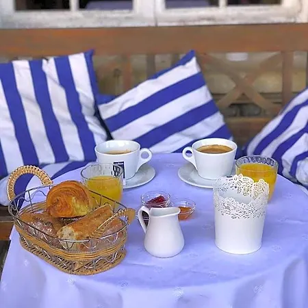 Bed & Breakfast La L'argentine Cabourg